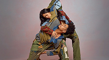 Two AIM company dancers