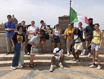 Group of students in Italy