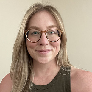 thumbnail JShue Headshot Jordan Shue (Chair, Arts Management BA and Arts and Cultural Management MA) is faculty sponsor for all campus sustainability internships ...