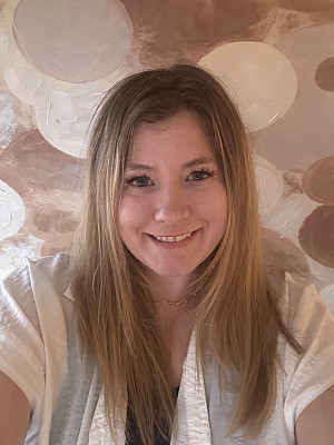 Kate (Hope) Giscombe '11