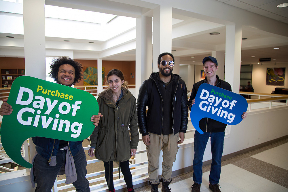 Students help promote Day of Giving