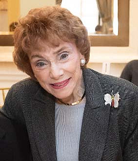 Hannah Shmerler, Member