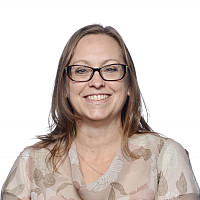Erin Reardon Head Shot