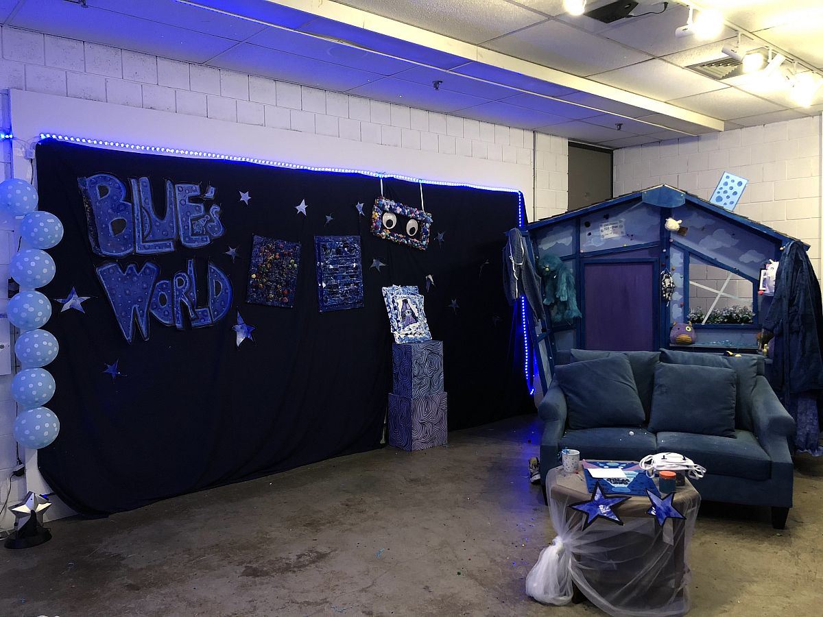 Maeve O'Brien, Blue's World installation view 2 (Room 0031 of the Visual Arts building), 2021