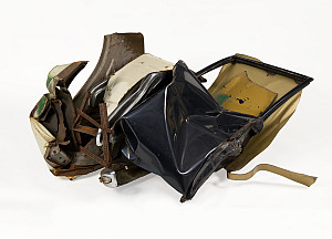 John Chamberlain, Untitled, circa 1962 Painted steel, 25 x 54 x 30 inches Collection Neuberger Museum of Art, Purchase College, SUNY Gift...