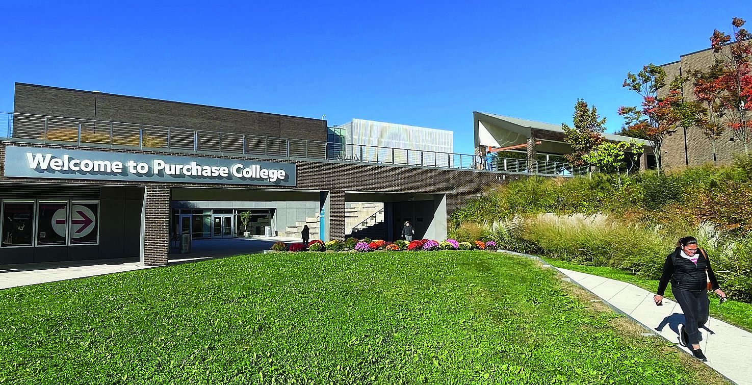 New pedestrian entrance to campus from West 1 parking lot.