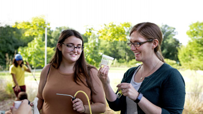 Assistant Professor of Environmental Studies Allyson Jackson and Kayla Vanhouten '19