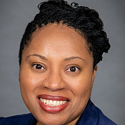 Sophia Ward head shot