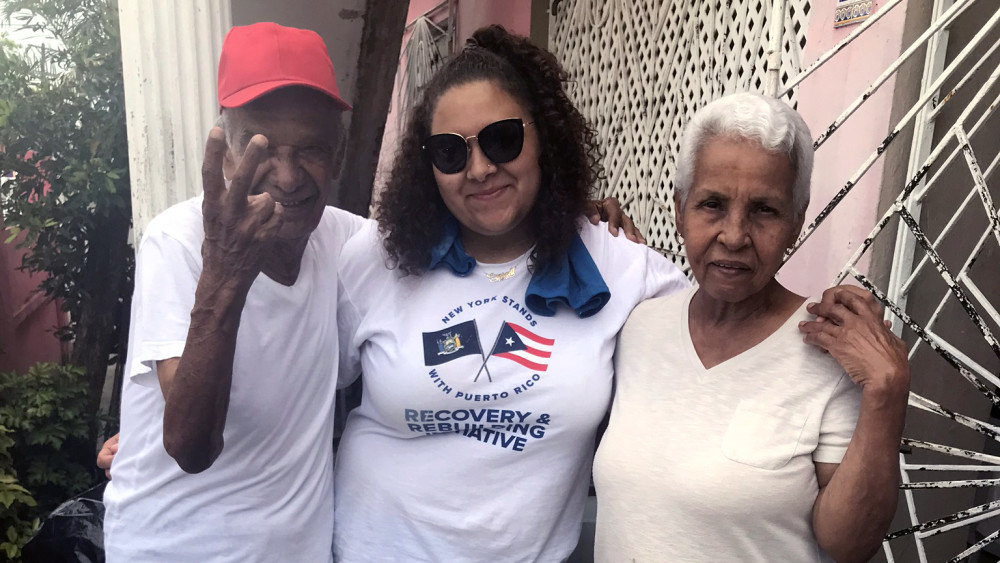 Azia Rodriguez ?19 volunteering in Puerto Rico