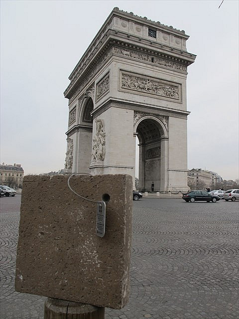 FlagstoneFuginParis