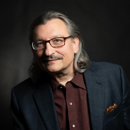 Purchase alum Peter Compo