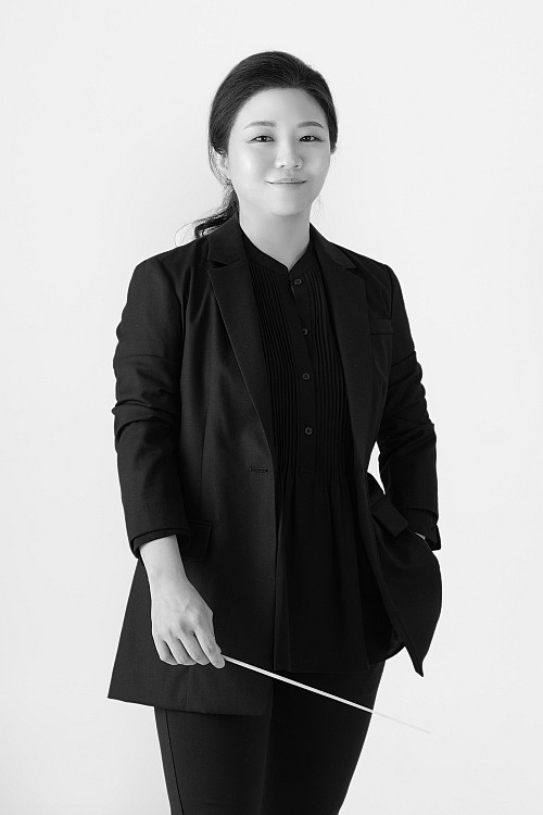 A portrait of Mina Kim, Director of the Purchase Symphony Orchestra