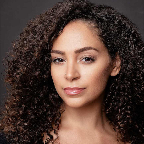 Tanairi Vazquez '10