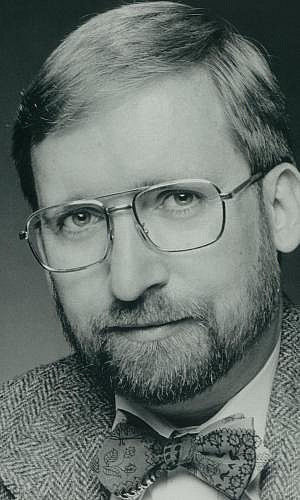 Dennis Helmrich