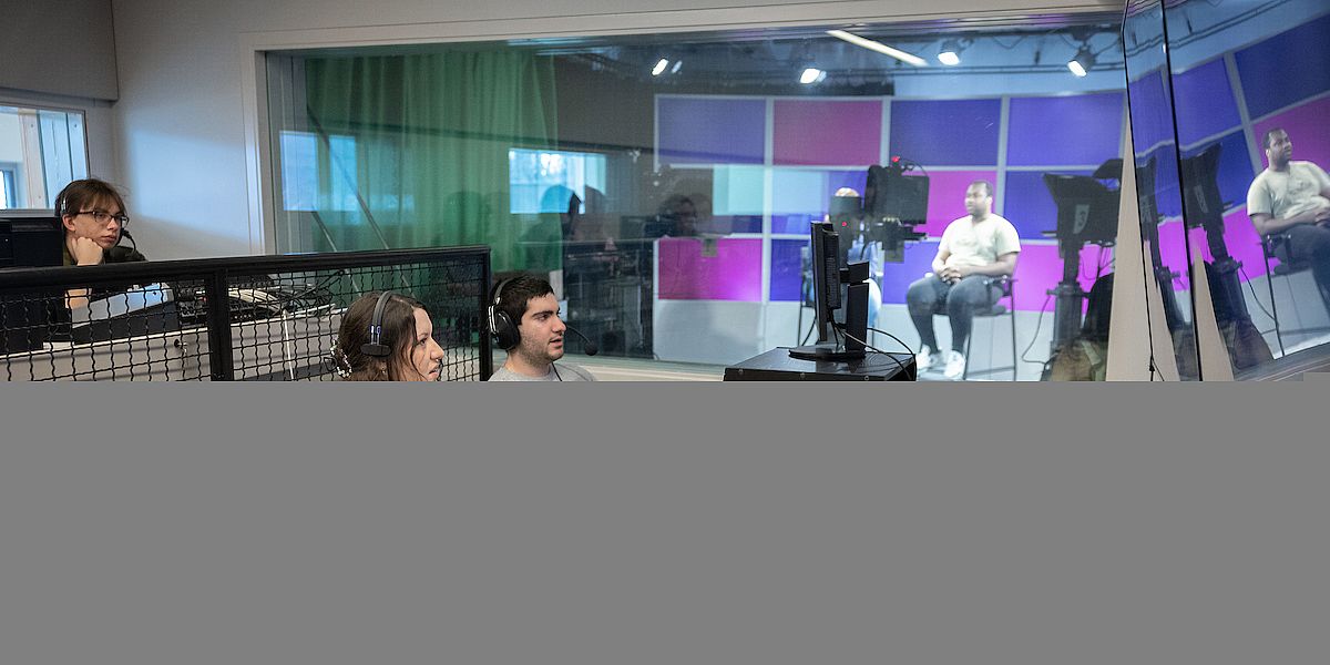 Broadcast Tv Studio Provides Professional Experience School Of