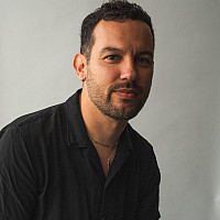headshot of Justin Torres