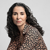 headshot of Laila Lalami