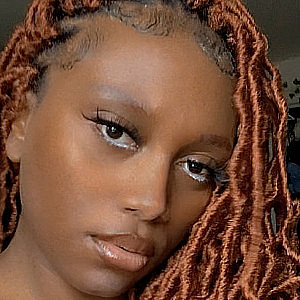 Shakira Cherimond '26.