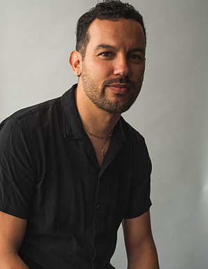 headshot of Justin Torres