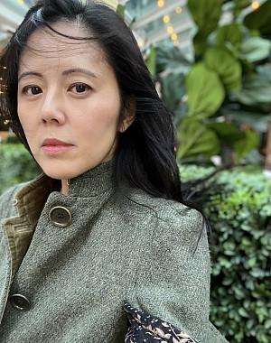 Headshot of American Novelist Beth Nguyen