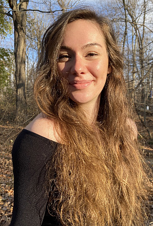 Headshot of student Maddy Torosian