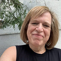 Rina Saltzman