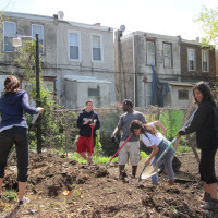 Various students participating in a previous Purchase Alternative Service Trip