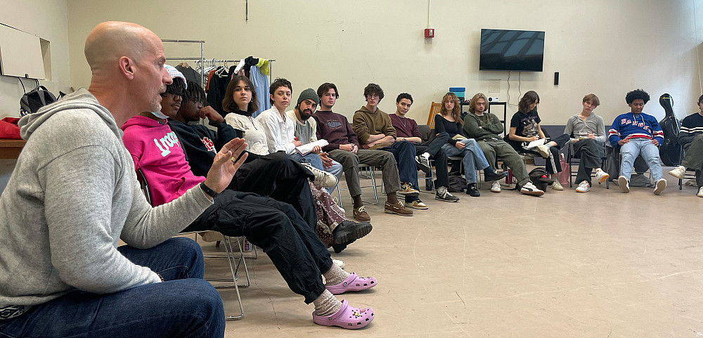 Thom Jones '91 in a Q+A with acting students.