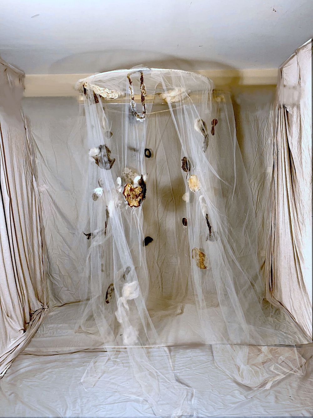 Madison Svercel, Cold Sore Canopy, 2020, Steel pencil rod, mesh, ceramic, wool, 6.8 x 3.3' ©M...