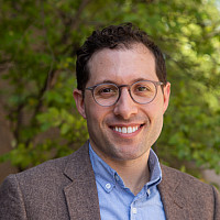 Stephen Flusberg