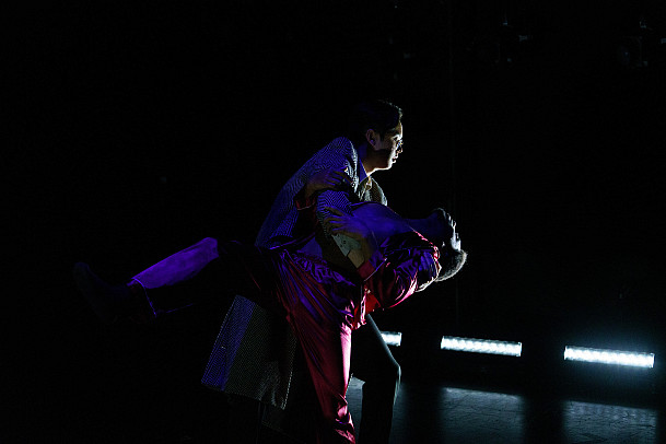 Prior dances with Louis in a dream