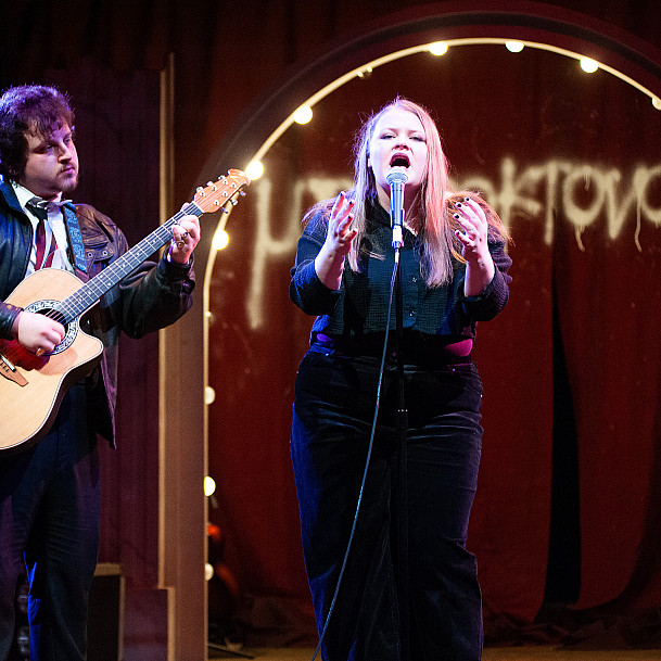 Kate West as Elektra in Orestes 