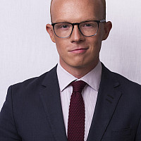 Headshot of alumnus Kyle McKenzie Class of 2011